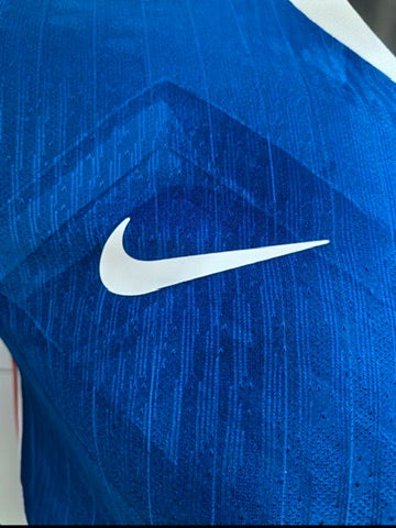 Chelsea 2025-2026 jersey