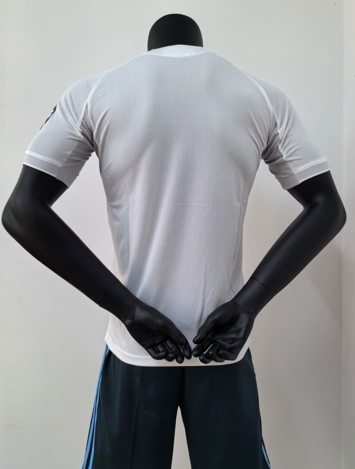 Real Madrid 2025-2026 jersey